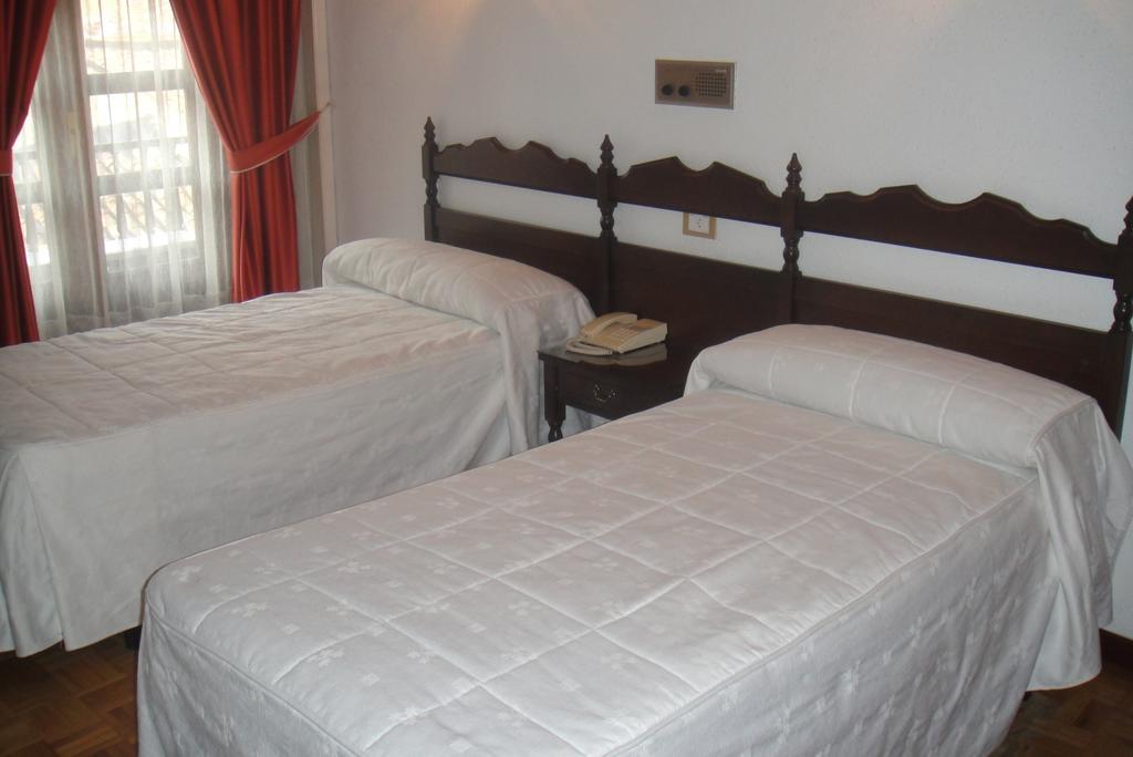 Hotel Orense Бенавенте Номер фото