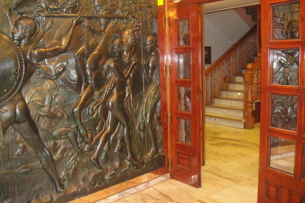 Hotel Orense Бенавенте Экстерьер фото