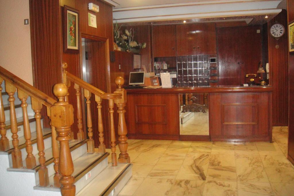 Hotel Orense Бенавенте Экстерьер фото