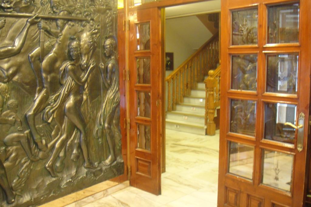 Hotel Orense Бенавенте Экстерьер фото